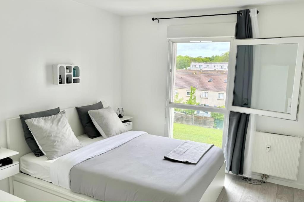 Chic Et Cosy Appartement Epure - T3 Courcouronnes 외부 사진