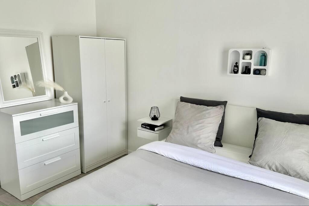 Chic Et Cosy Appartement Epure - T3 Courcouronnes 외부 사진