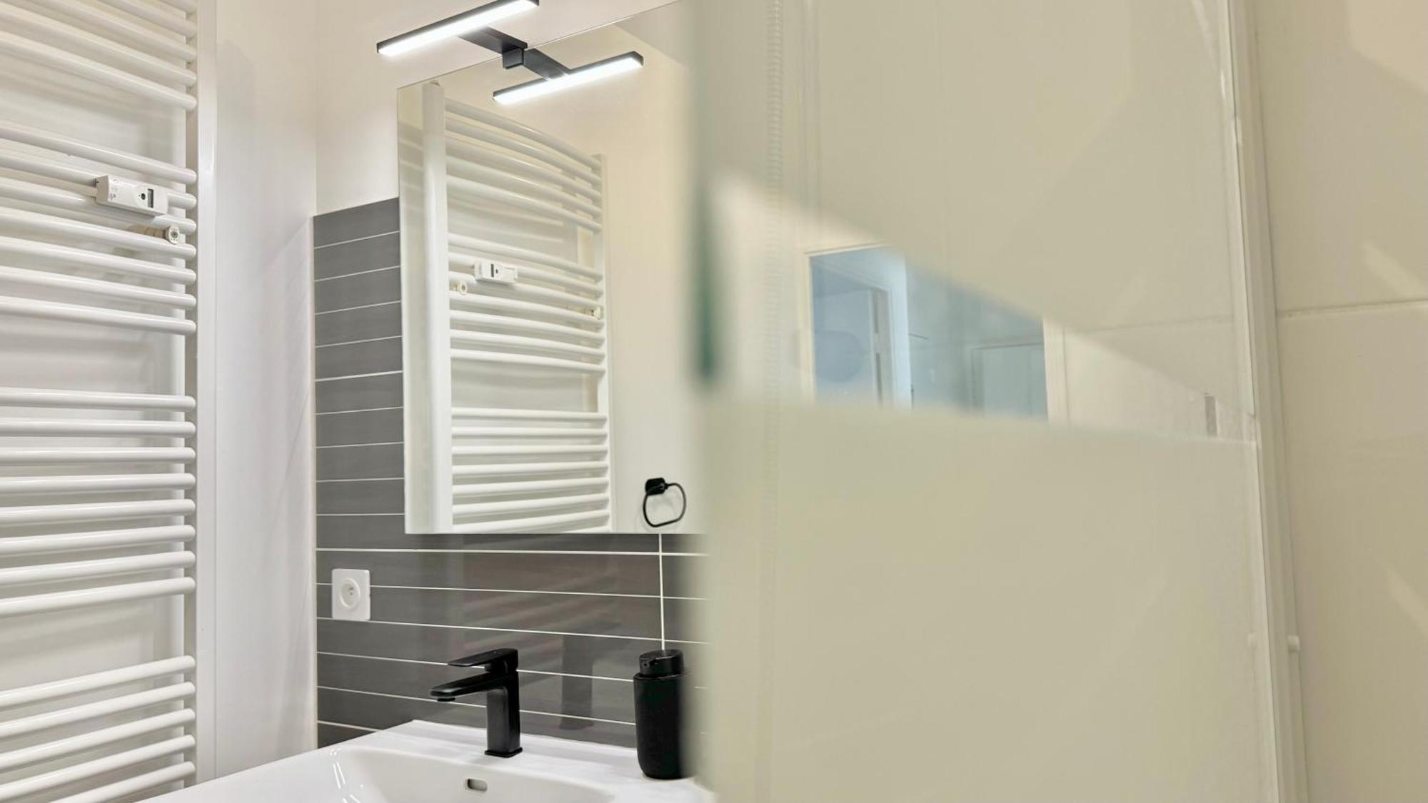 Chic Et Cosy Appartement Epure - T3 Courcouronnes 외부 사진